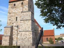 Sankt Nicolai kyrka (Sankt-Nikolai-Kirche) von Westen aus gesehen