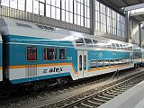 25.03.2011/München Hbf: alex 2. Kl. Doppelstockwagen (D-VBG 55 80 26-75 604-6 DBpz)