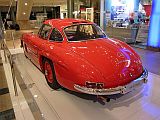 Mercedes-Benz 300 SL Flügeltürer von 1954, Schloss-Arkaden Braunschweig, 28.03.2011